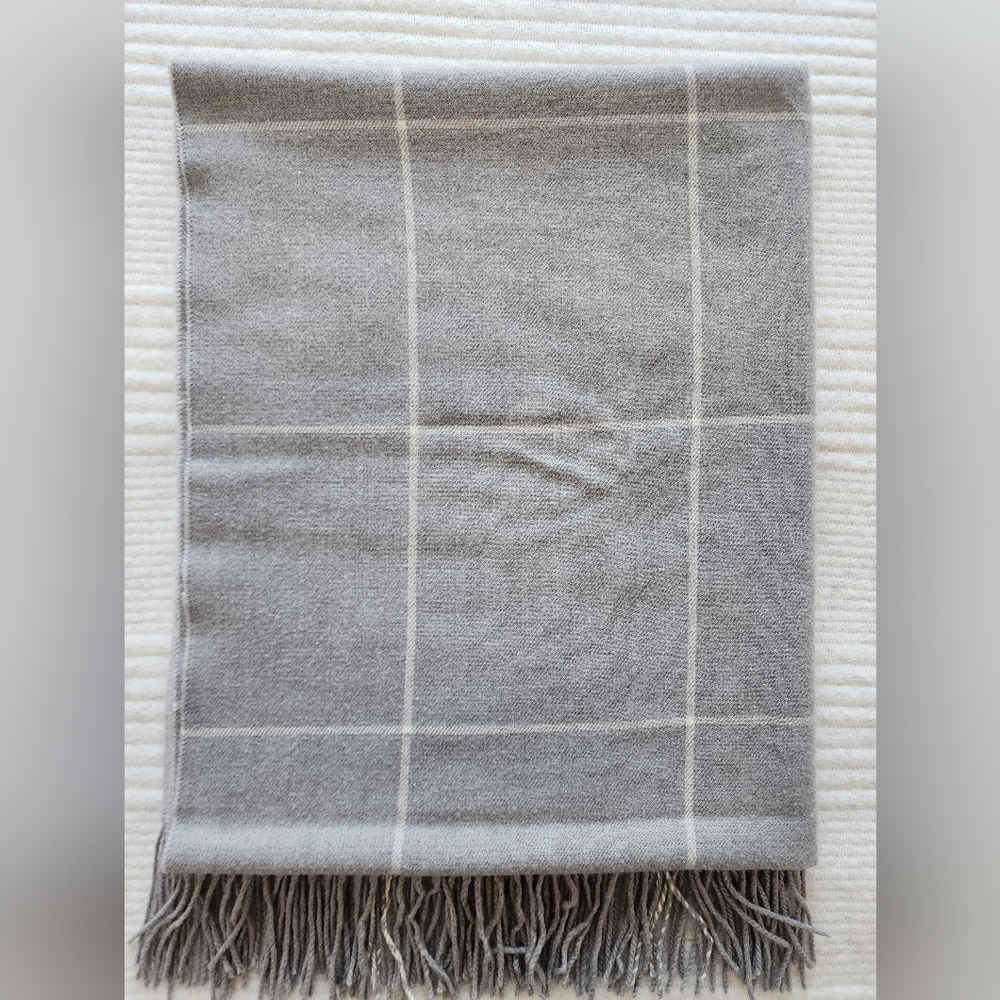 Love & Lore Gray Plaid Scarf